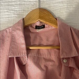 J. Crew Pink and White Narrow Stripe Button-Down Shirt Y2K vintage shirt size M